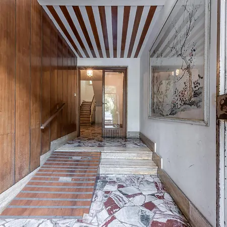 Nada's House - *